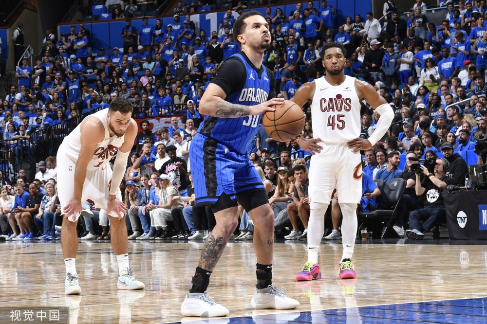 在全球的足 在全球的足