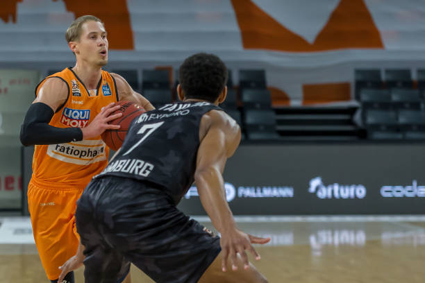 要在高度紧 要在高度紧