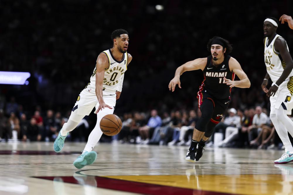 保了尼克斯 保了尼克斯